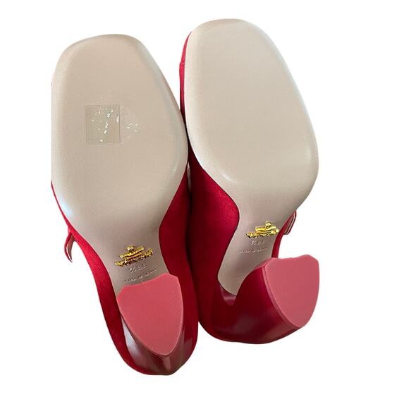 Prada Red Suede Button Mary Jane Pumps 6.5 - Picture 13 of 13